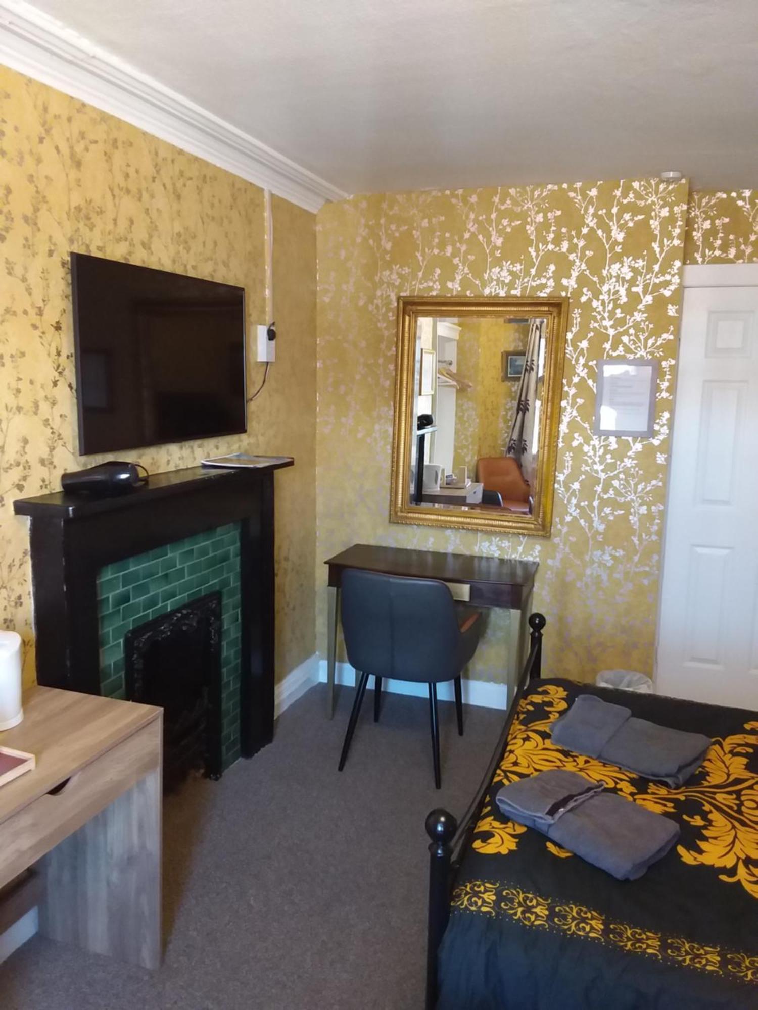 Ivy- Braveheart Guest House Edimburgo Exterior foto